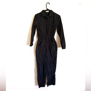 Universal Thread Black Long Sleeve Collared Jumpsuit